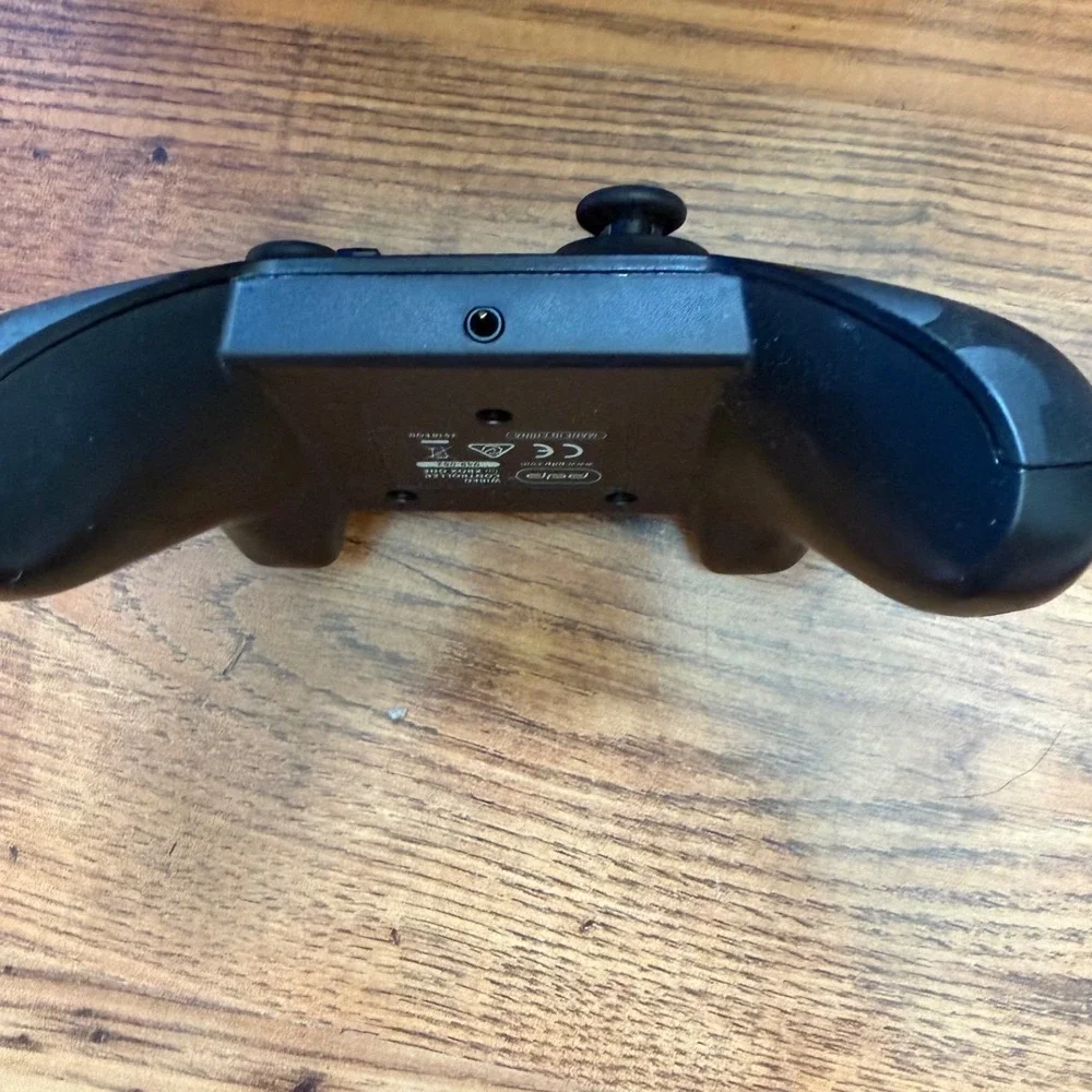 PDP Wired Controller Xbox One Windows PC Midnight Camo 048-082 Black Gray
